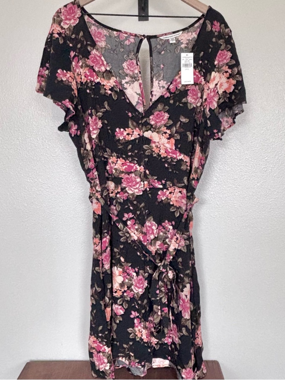 American Eagle Outfitters Floral Wrap Dress Black Pink Short Sleeve XL NWT